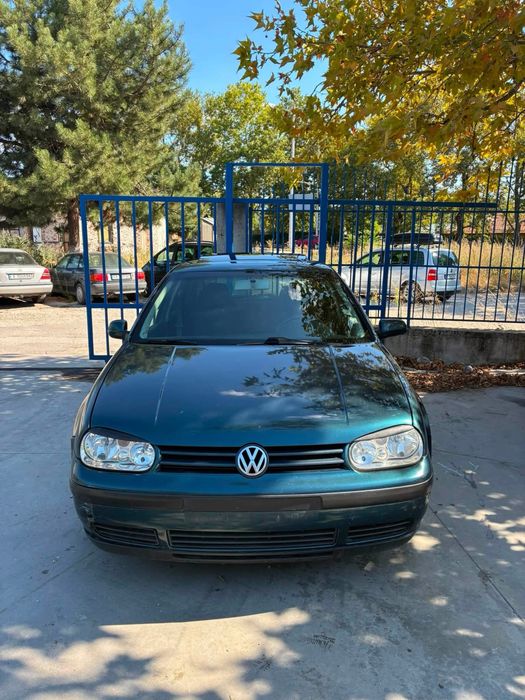 Golf 4 1.6 На Части