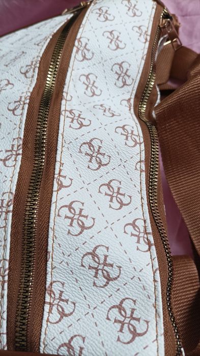 Нова дамска чанта