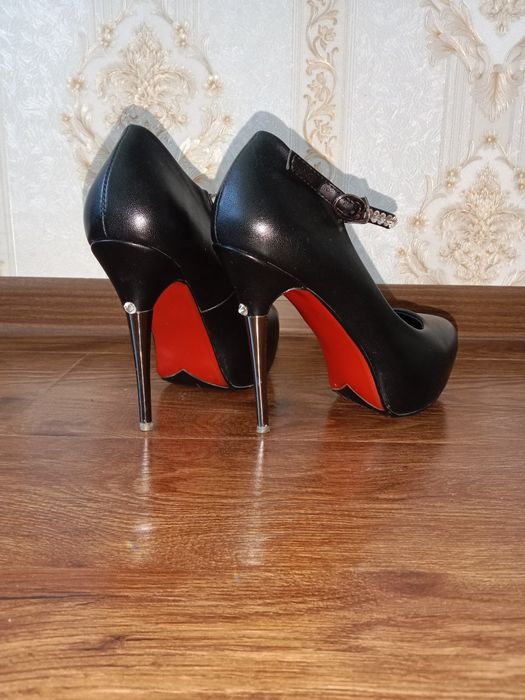 Женские туфли...