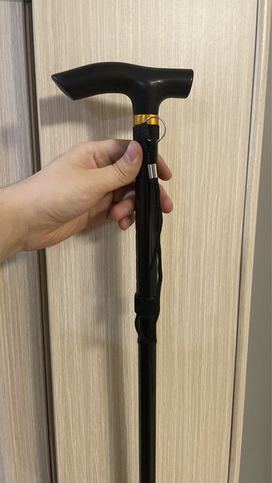 Складная металлическая трость