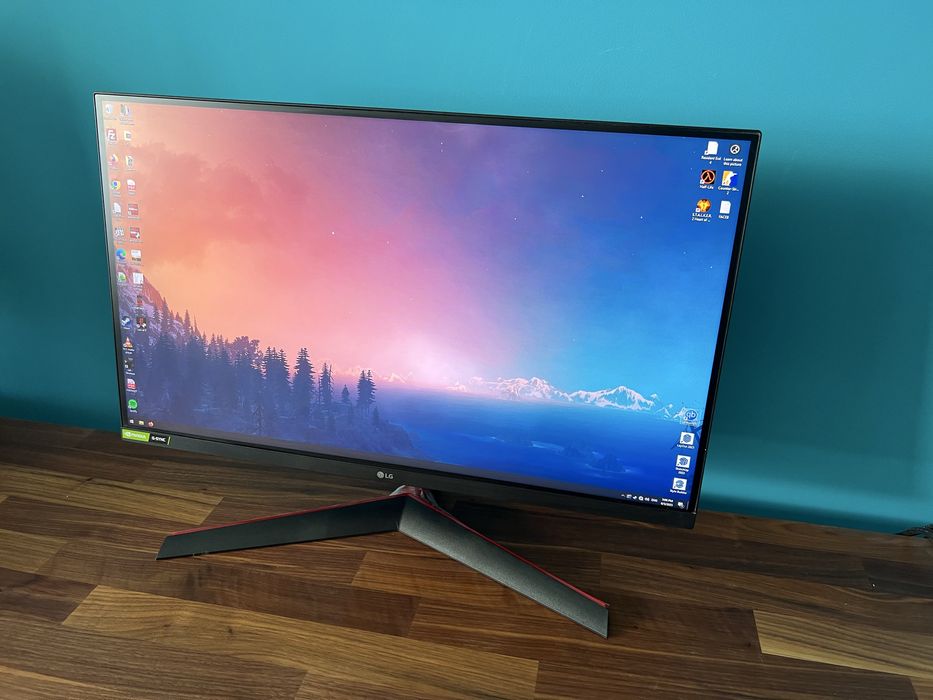 LG 27" QHD 144Hz 1ms монитор – геймърски, IPS, G-Sync, HDR