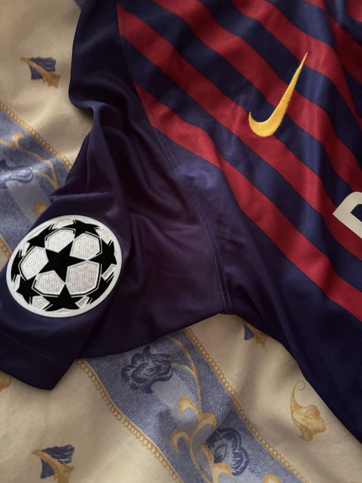 Оригинална тениска на Барселона