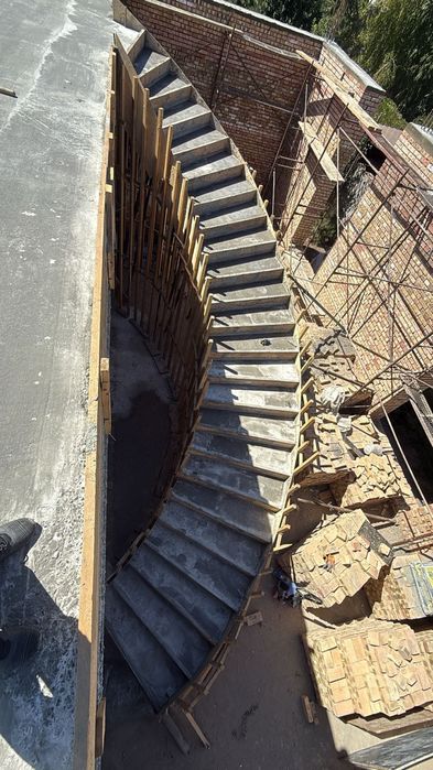 Бетонная лестница-от 200 000 тг