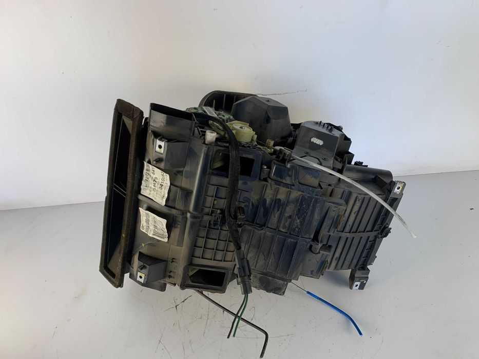 Кутия парно климатик Дачия Сандеро Dacia Sandero I (08-12)г.