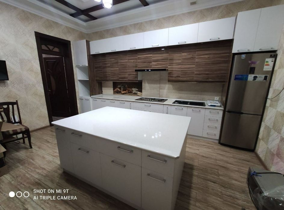 Кухонные гарнитуры