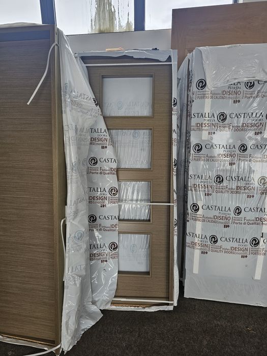 Разпродажба Крила за врати без каси внос от Испания