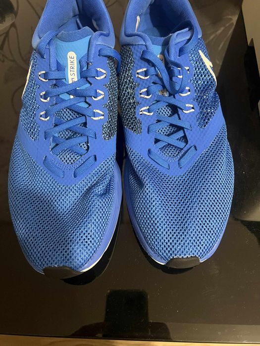 Nike обувки 42 номер