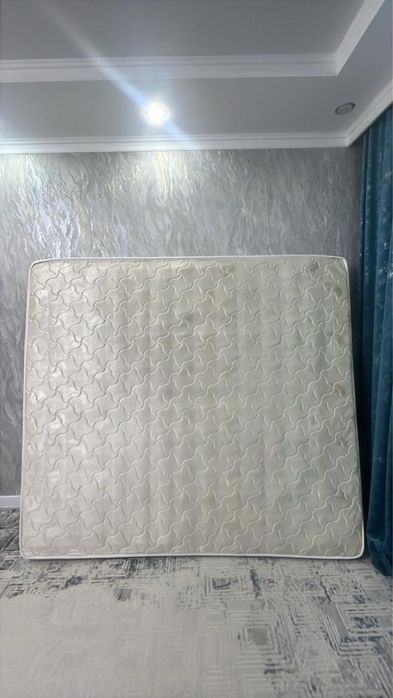 Продам Матрас 200*180
