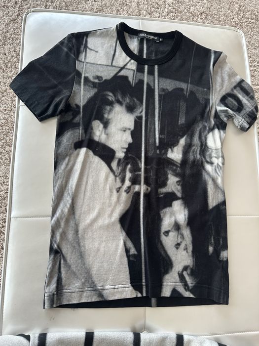 Блузи и тениски