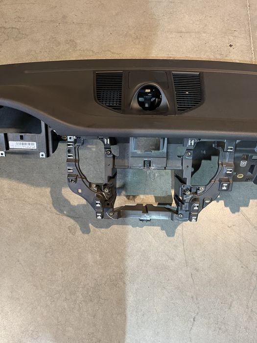 Plansa bord porsche macan 2017