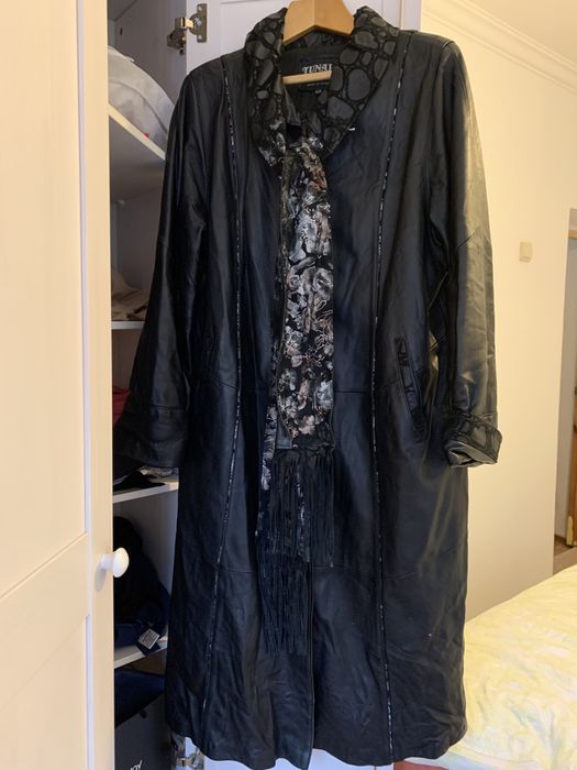 Продам кожаный плащ