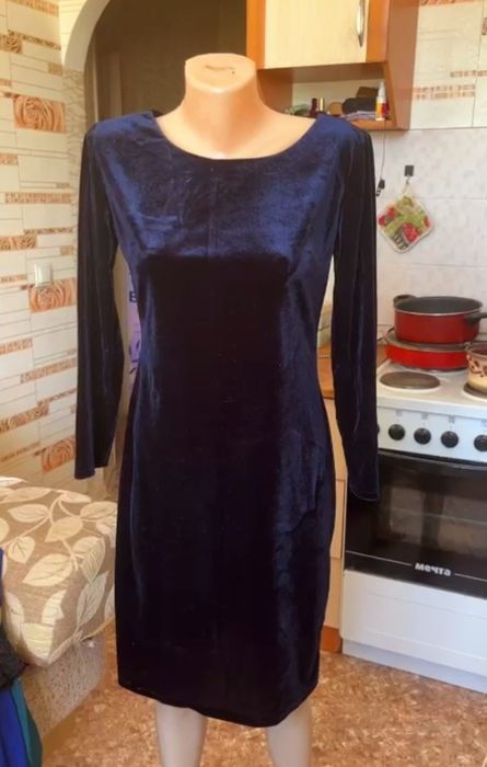 Вещи платья, пиджаки