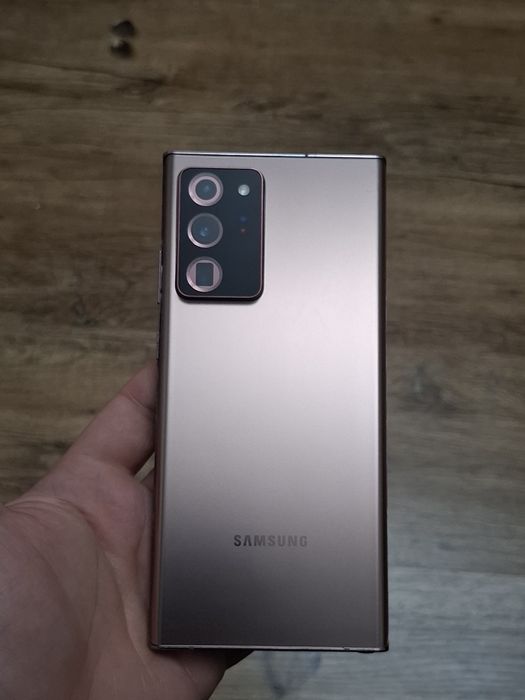 Samsung note 20 ultra + iphone