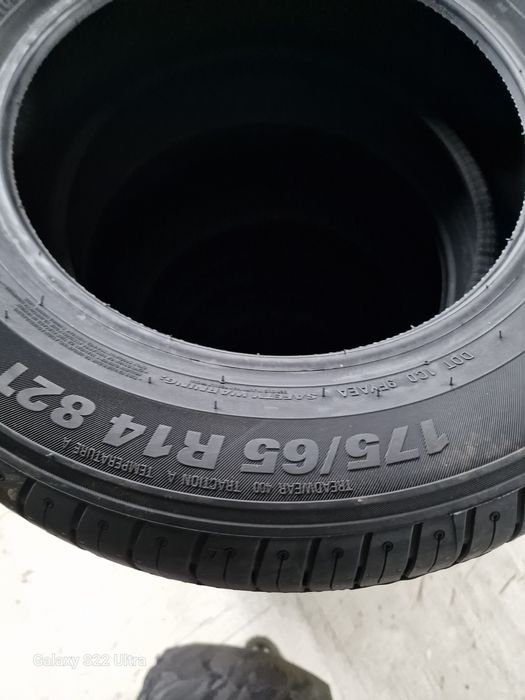 225 40 18 KUMHO ECSTA Нови летни гумш Замъка Ямбол