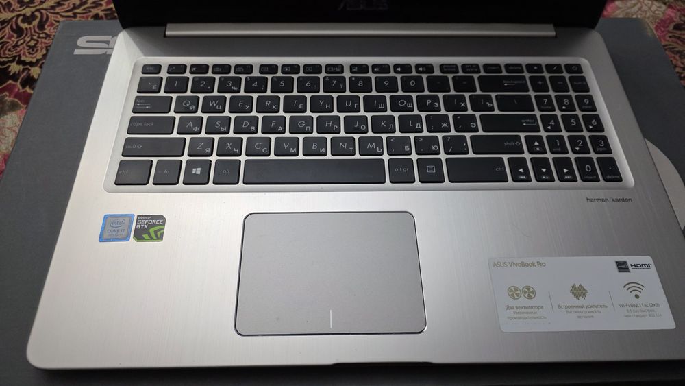 Продам ноутбук VivoBook Pro