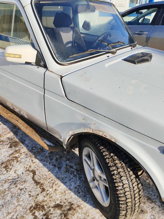 Продам ниву ваз21213