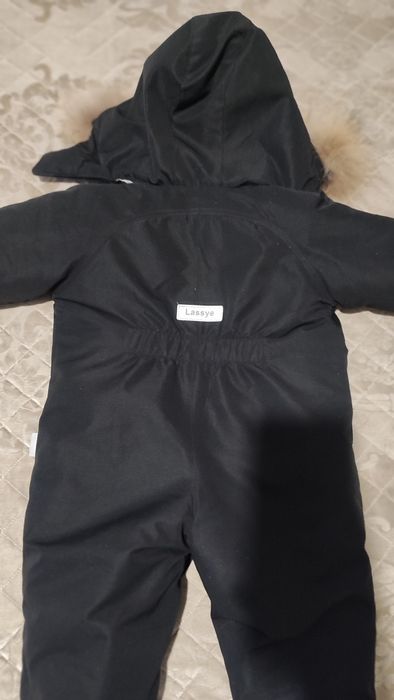 Продам зимний комбез "Лесси"