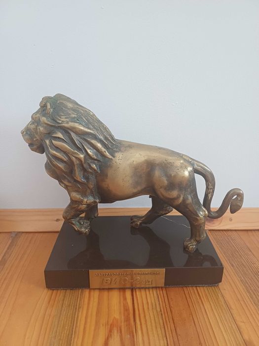 Масивна бронзова статуетка ВИС-2