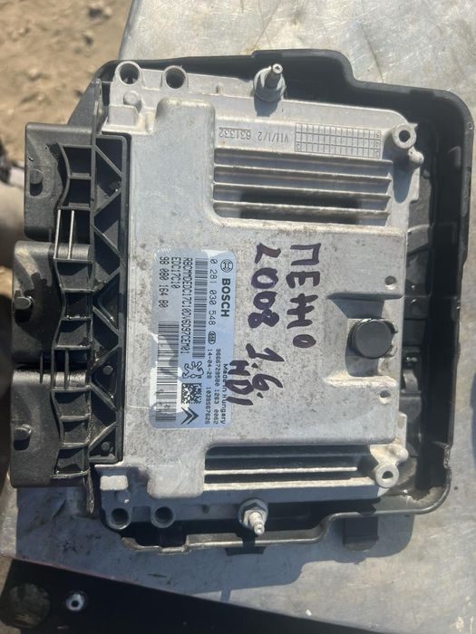 Компютър мотор ECU Peugeot 308 2008 Citroen C3 C4 HDI 30548