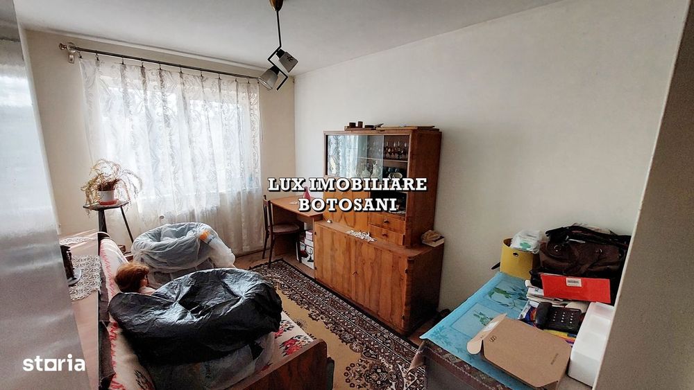 Apartament 4 camere, Maxim Gorki