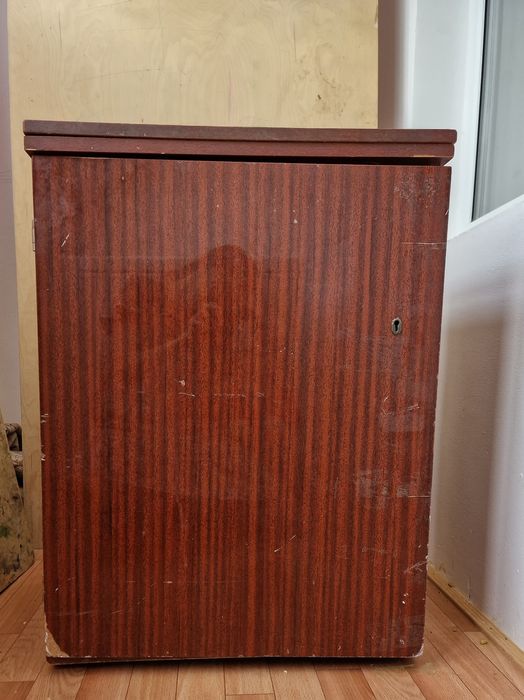 Тігін машина Чайка 142