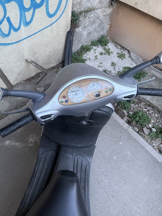 Vespa 49cc perfect functionala