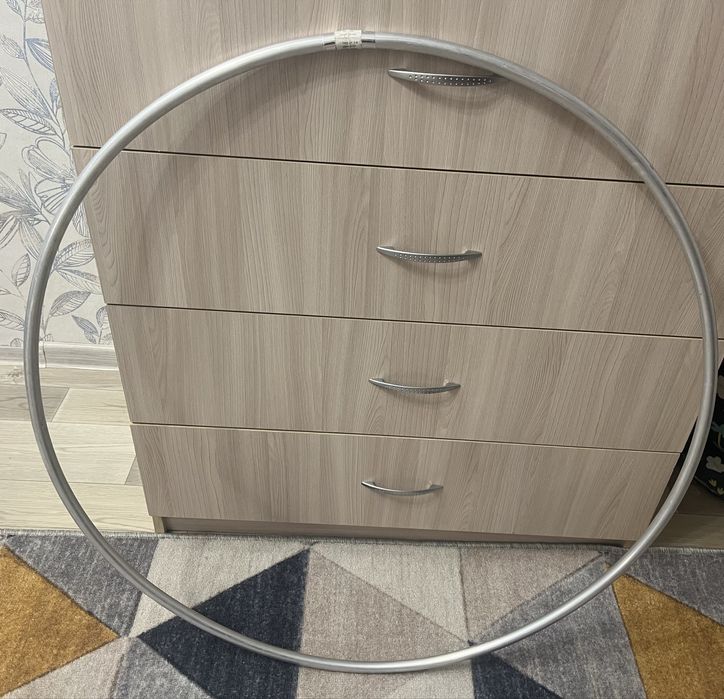 Продам обруч металлический!