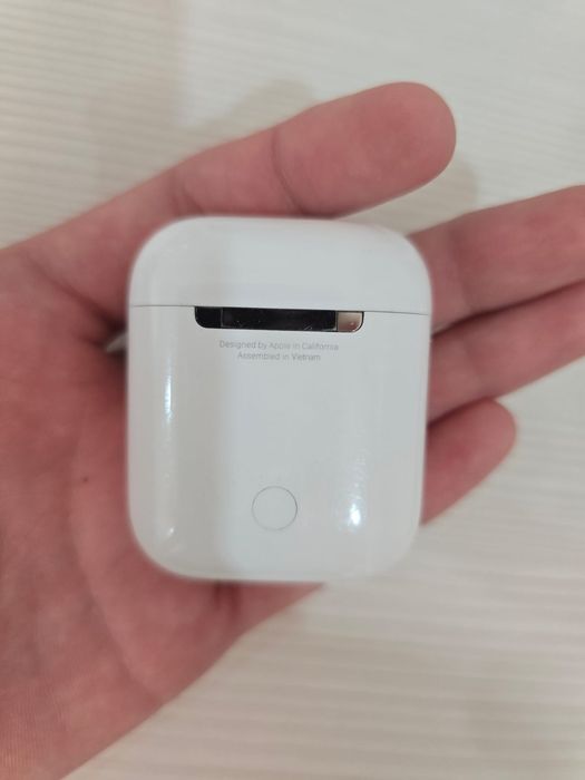 продам AirPods 1