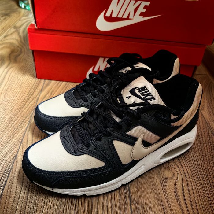 Nike Air Max Command