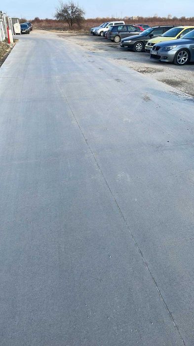 Парцел на Карловско Шосе с сменен статут за промишлено строителство