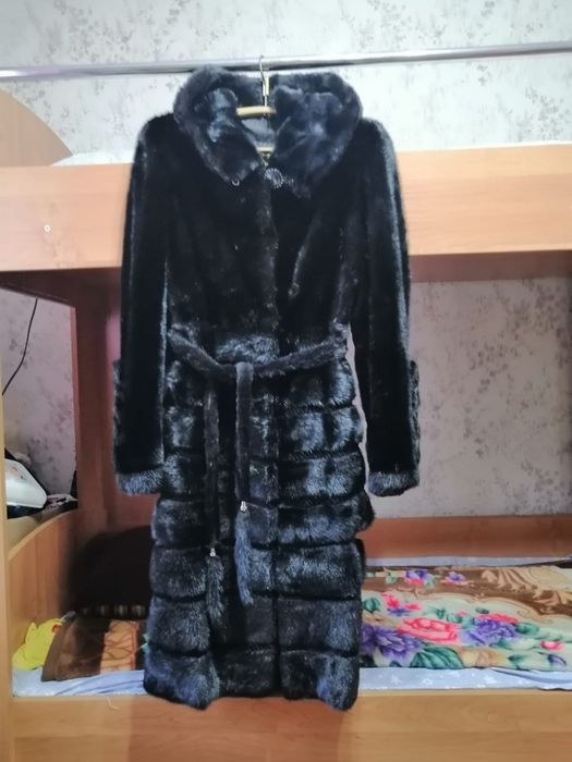 Продам норковую шубу