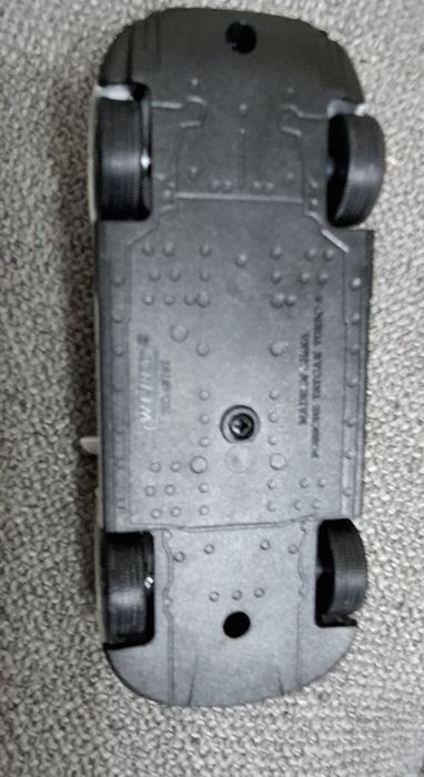 VÎND machetă PORSCHE MAYCAN TURBO S din metal de colecție