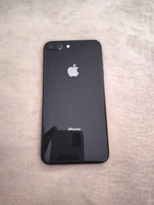 Продам iPhone 8 Plus 64gb