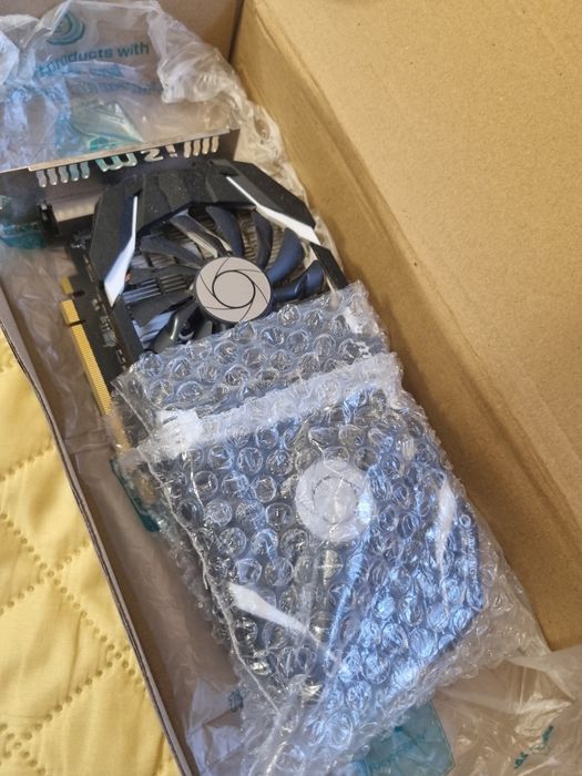 Vând MSI Nvidia GeForce Gtx 1060 3gb.