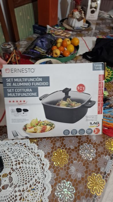 Set de cratițe  nou nefolosit in cutie aduse din Germania..