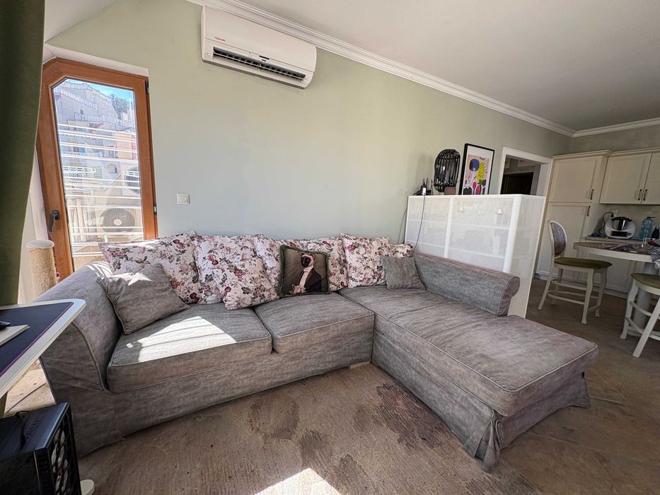 Удобен разтегателен диван