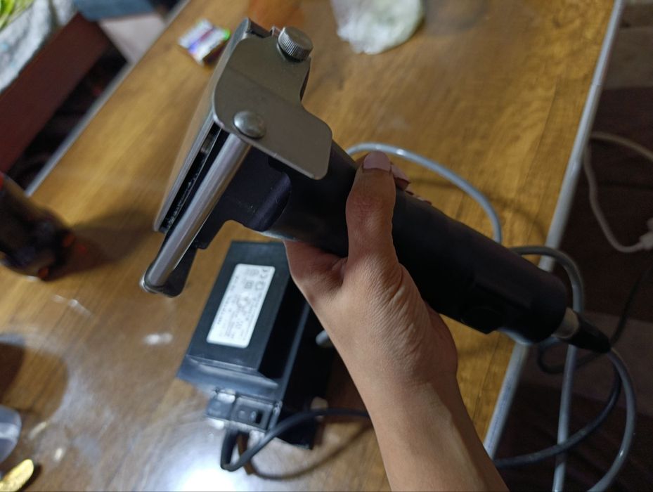 Eletro pichoq lavash shaverma kabob gósht kesish uchunpichoq