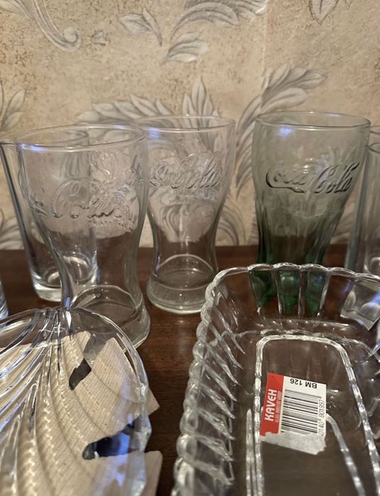 Чаши кока кола,тиган,купи