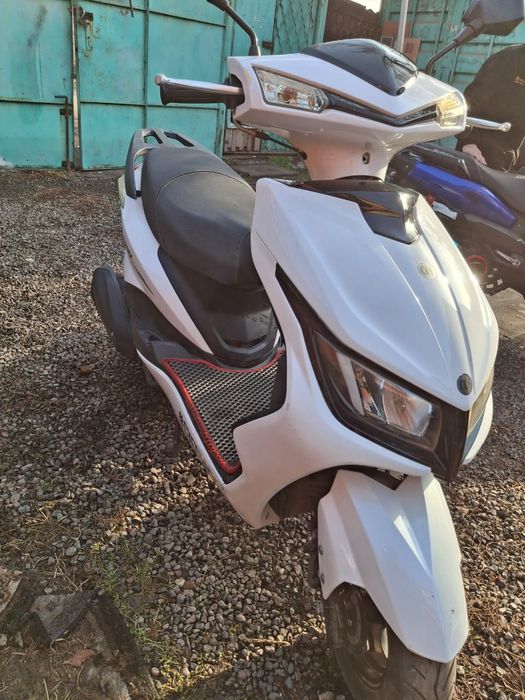 Продам М8 в хорошем состаене ево полек  молостанеца