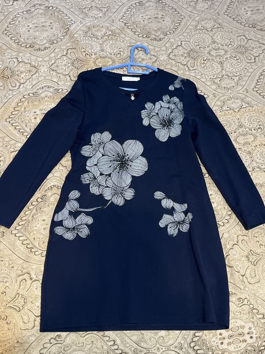 Одежда женская платья разные