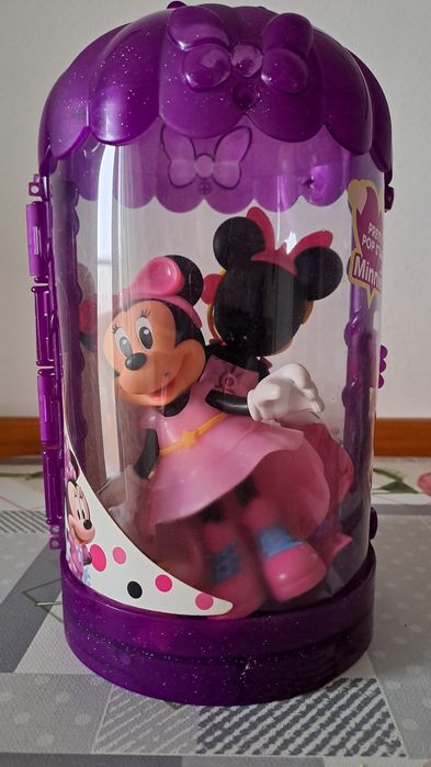 Figurine și jucării Disney.