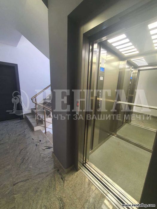 Дава се под наем Двустаен апартамент в Пловдив, Център - 68 кв.м за 484.5 € - Снимка #14