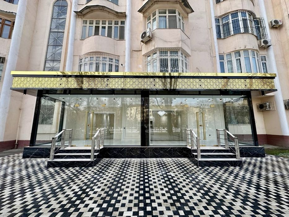 Аренда Евролюкс Магазин Ц-1 Блек стар бургер 160м2 Вдоль дороги. 1-лин