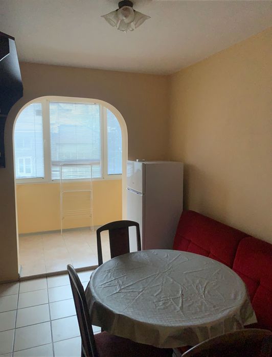 Дава се под наем Двустаен апартамент в Варна, Чайка - 74 кв.м за 408 € - Снимка #2