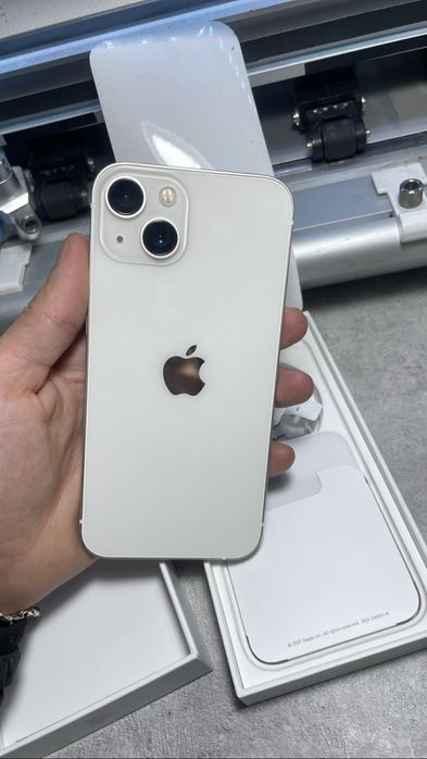 iPhone 13 256ГБ 90%АКБ полный комплет