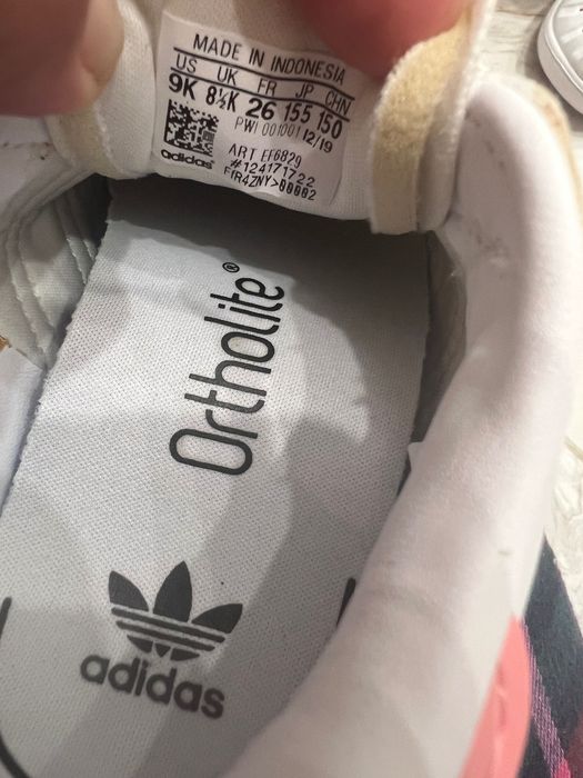 2ч Лот Adidas сандали и маратонки 26