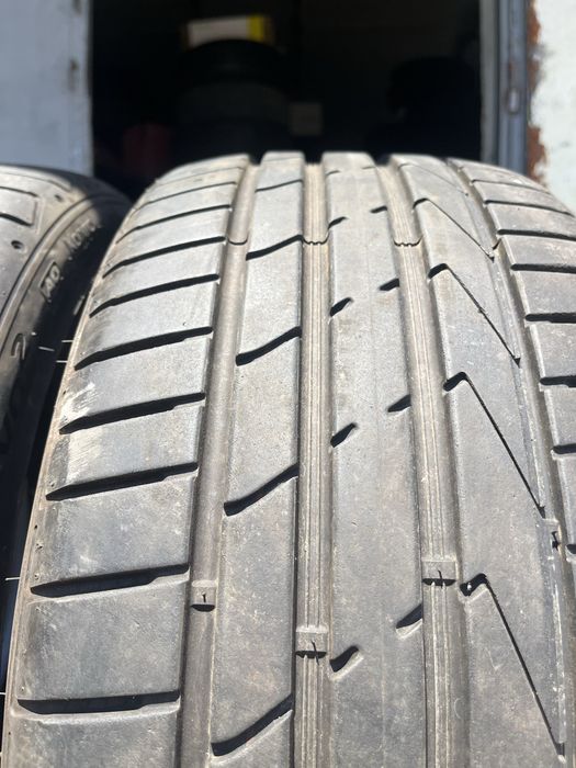 2 бр. летни гуми 225/40/18 Hankook AO 7 mm DOT 4421