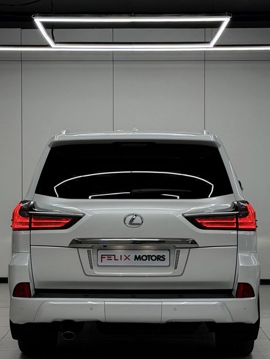 Lexus LX570   Насия. савдога. берилади