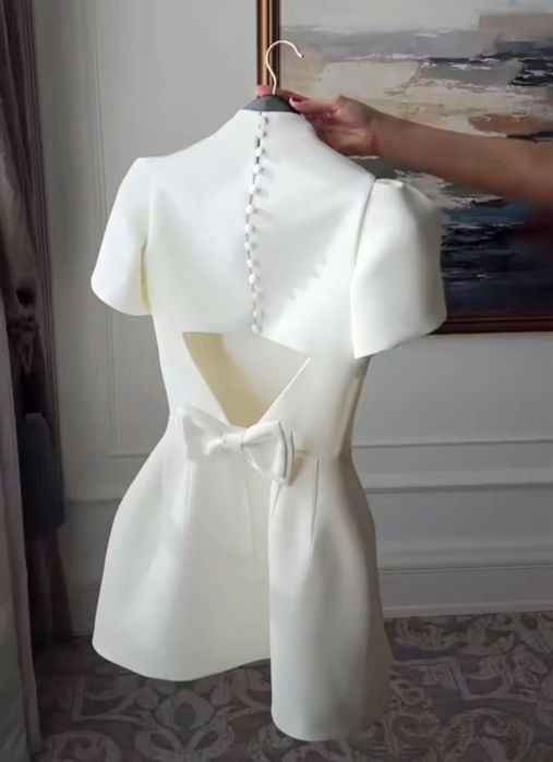 вечернее платье.