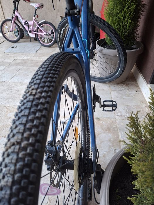 Vând bicicleta impecabila